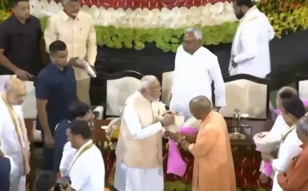 लखनऊ न्यूज़: लगातार तीसरी बार लोकसभा के नेता चुने जाने पर पीएम मोदी को सीएम योगी ने दी बधाई ।