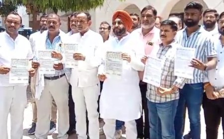 कानपुर न्यूज़: व्यापारियों ने रात्रि मे गश्त बढ़ाये जाने को लेकर पुलिस आयुक्त से मिले व ज्ञापन सौंपा।