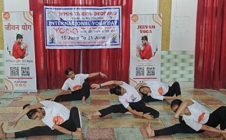 जामिया तिब्बिया देवबन्द में योगाभ्यास के बाद एक विचार गोष्ठी पर आयोजन किया गया।