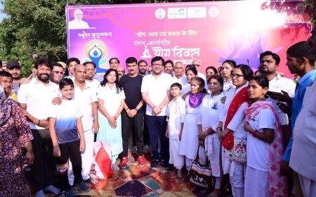 शारीरिक एवं मानसिक रूप से स्वथ्य रहने के लिए योग अवश्य करेंः- मंत्री