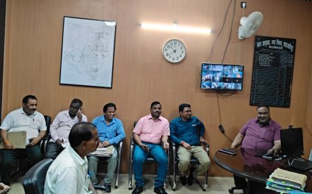 शाहजहांपुर न्यूज़: जन सुनवाई दिवस में नगर क्षेत्र से प्राप्त जन समस्याओं-शिकायतों को गंभीरतापूर्वक सुना गया।