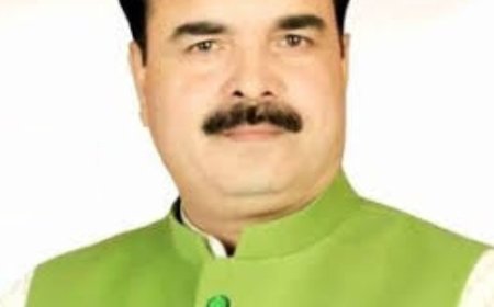 अयोध्या न्यूज़: सपा सांसद को अयोध्या का राजा बोलने पर भड़के बीजेपी जिलाध्यक्ष।