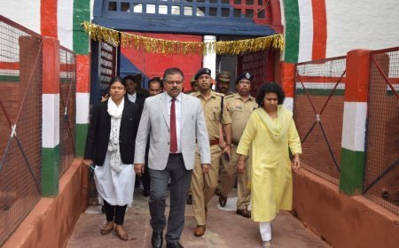 लखीमपुर खीरी न्यूज़: जिला जज व डीएम-एसपी ने किया जिला कारागार का औचक निरीक्षण।