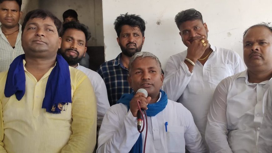 गाजीपुर न्यूज़: नगीना लोकसभा की जीत पर जखनिया विधानसभा आसपा के कार्यकर्ताओं ने किया खुशी का इजहार।