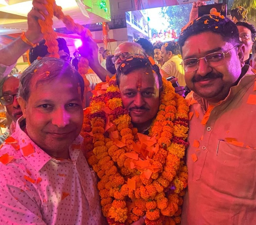 कानपुर न्यूज़: प्रधानमंत्री नरेन्द्र मोदी तीसरी बार देश के प्रधानमंत्री पद की शपथ लेने के उपलक्ष्य में विशेष कार्यक्रम का आयोजन।