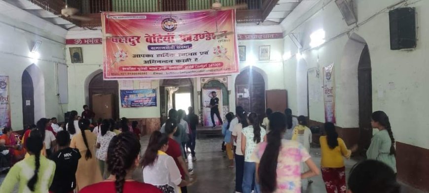 बहादुर बेटियां फाउंडेशन के सातवें दिन के कार्यक्रम में बच्चों को जीवन में योग का महत्व समझाया गया।