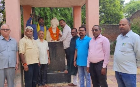 गाजीपुर न्यूज़: स्वामी विवेकानंद जी की पुण्यतिथि पर कायस्थ महासभा ने दी श्रद्धांजलि। 