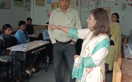 मसूरी में उत्तराखंड बाल संरक्षण आयोग की अध्यक्ष डॉ. गीता खन्ना का औचक निरीक्षण, विद्यालय में गंदगी और अव्यवस्था को लेकर जताई नाराजगी, प्राचार्य को किया तलब।