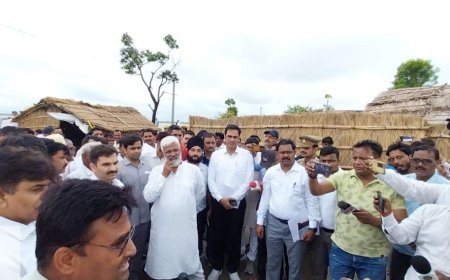 लखीमपुर खीरी न्यूज़: जिले में बाढ़ राहत परियोजनाओं की हकीकत जानने पहुंचे जलशक्ति मंत्री। 