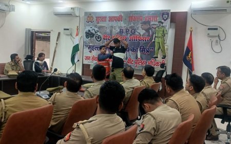 कानपुर न्यूज़: दुर्घटना में फर्स्टऐड देखकर जीवन कैसे बचाया जाए सीखे पुलिस ने गुण। 