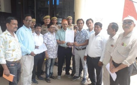 कानपुर न्यूज़: नौजवान सभा ने रिचार्ज महंगा करने का विरोध किया। 