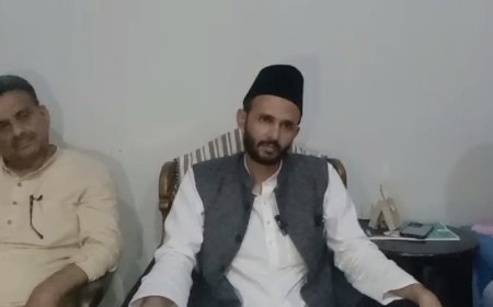 सम्भल न्यूज़: ताजियों पर पेड़ एवं बिजली के तार न काटने पर भड़का सांसद का गुस्सा।