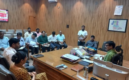 हरदोई न्यूज़: बाढ़ के बाद की स्थिति से निपटने के लिए जिलाधिकारी ने दिए स्पष्ट निर्देश। 