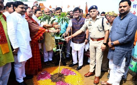 हरदोई न्यूज़: वृक्षारोपण अभियान को जन आंदोलन की तरह चलाएं- आबकारी मंत्री नितिन अग्रवाल 