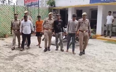 सम्भल न्यूज़: अंतर्जनपदीय गैंग का भंडाफोड़, चार आरोपी गिरफ्तार, चोरी की पांच बाइक बरामद। 