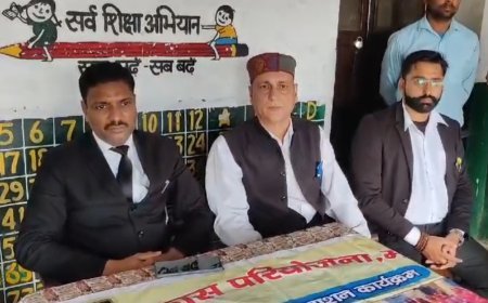 मसूरी: विधिक साक्षरता एवं जागरूकता शिविर में लोगों को कानून के बारे में दी गई जानकारी