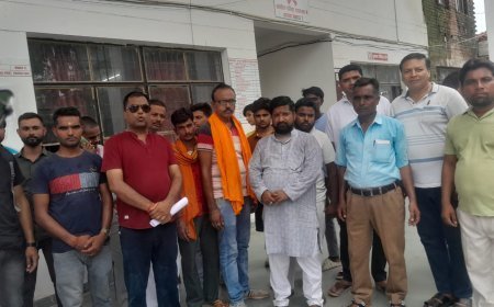 हरदोई न्यूज़: देशी शराब ठेका हटवाने एवं परेली में टूटी पुलिया का शीघ्र निर्माण कराने हेतु ज्ञापन। 