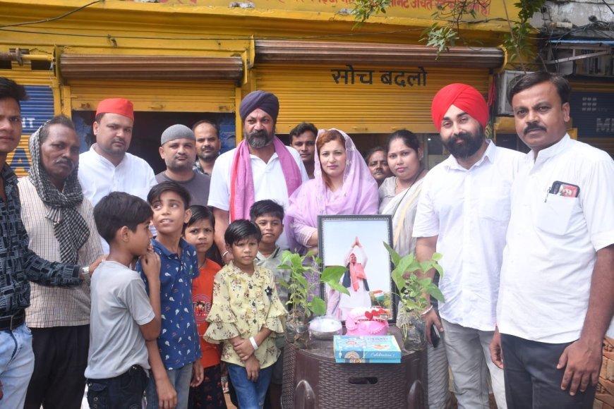 कानपुर न्यूज़: सपा राष्ट्रीय अध्यक्ष का जन्मदिन बड़े धूमधाम से मनाया गया। 