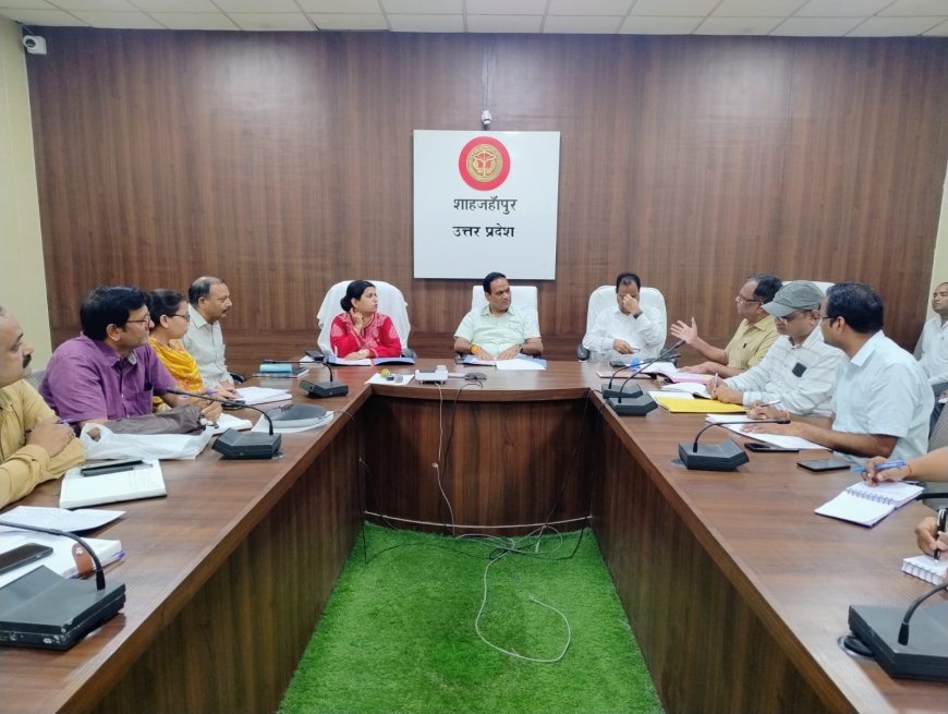 शाहजहांपुर न्यूज़: दिव्यांग बच्चों की दिव्यांगता का मूल्यांकन कराते हुए दिव्यांगता प्रमाण पत्र जारी किये जाएं : डीएम। 