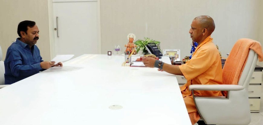 सीतापुर न्यूज़:  मिश्रिख लोकसभा सांसद ने मुख्यमंत्री व सड़क परिवरहन राजमार्ग मंत्री से मुलाकात कर पत्र सौपा।