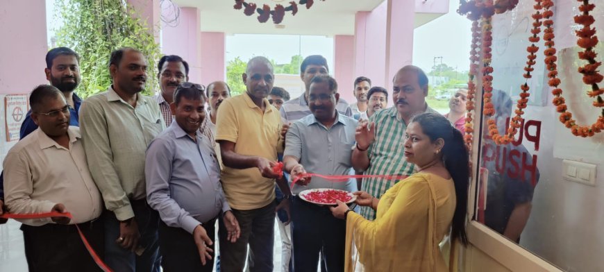 हरदोई न्यूज़: जनपद में मनाया गया विश्व जनसँख्या दिवस, फीता कटकर हुआ जनसँख्या स्थिरता पखवारे का शुभारम्भ। 