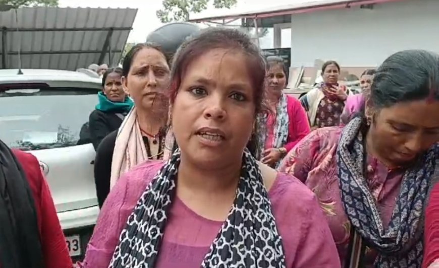 मसूरी: पटरी व्यापारियों ने पालिका के द्वारा किये जा रहे सत्यापन में बड़ा खेल करने का लगाया आरोप