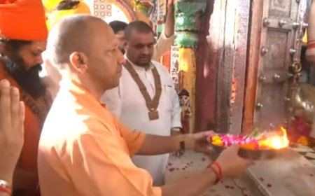 अयोध्या पहुंचे मुख्यमंत्री ने रामलला के चरणों में झुकाया शीश, मंगलवार को हनुमानगढ़ी में भी संकट मोचन के दरबार में सीएम ने लगाई हाजिरी। 