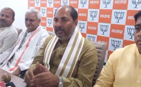 बलिया न्यूज़: राष्ट्र की एकता और अखंडता के संकल्प की प्रतिबद्धता के साथ स्वतंत्रता दिवस को हर घर तिरंगा व यात्रा की तैयारी।