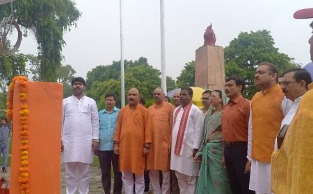 हरदोई न्यूज़: जनपद का सबसे ऊँचा तिरंगा देशभक्ति भावना को करेगा प्रबल- अवनीश सिंह