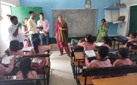 हरदोई न्यूज़: मुख्य विकास अधिकारी ने किया निरीक्षण- शिथिल पर्यवेक्षण हेतु खण्ड शिक्षा अधिकारी माधौगंज को कारण बताओ नोटिस। 