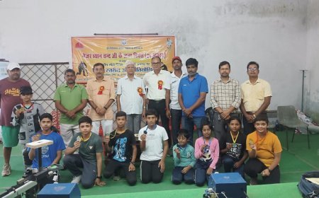 बलिया आईएनए न्यूज़: राष्ट्रीय खेल दिवस के अवसर पर जिला स्तरीय फुटसल फुटबाल एवं शूटिंग प्रतियोगिताओं का हुआ आयोजन। 