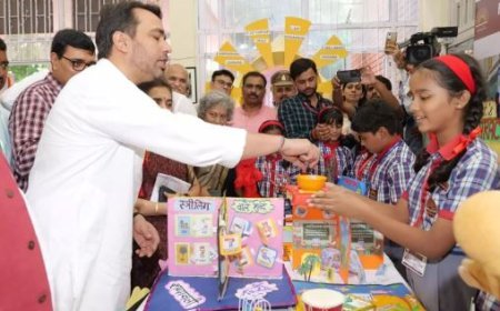 यूपी: शिक्षा के क्षेत्र में योगी सरकार के प्रयासों से प्रभावित हुए केंद्रीय मंत्री जयंत चौधरी 