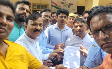 आरक्षण में आरक्षण के प्रावधान को जल्द लागू करने की मांग को लेकर प्रदर्शन किया