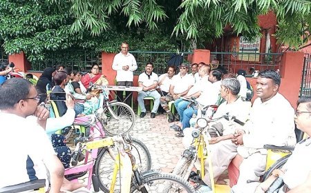 कानपुर आईएनए न्यूज़: चन्दौली मे धरना दे रहे दिव्यांगजन के साथ हुई घटना निंदनीय।