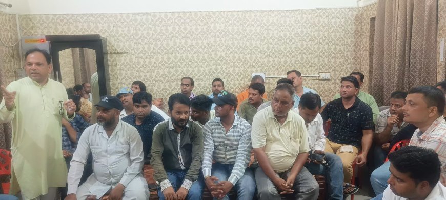 बिजनौर न्यूज़: नजीबाबाद के समस्त पत्रकार संगठन हुए एकजुट, अब नही होने दिया जाएगा किसी भी पत्रकार का उत्पीड़न।