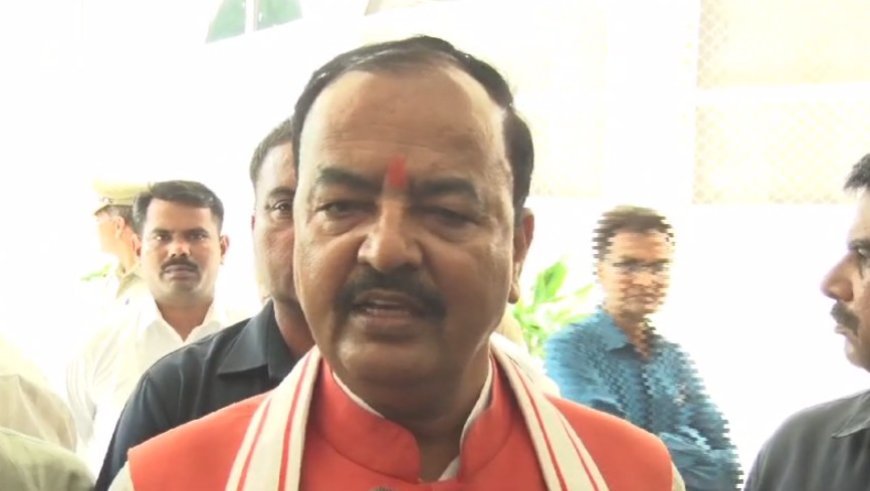 कानपुर न्यूज़: तिरंगा यात्रा में शामिल होने उत्तर प्रदेश के उपमुख्यमंत्री केशव प्रसाद मौर्य पहुंचे कानपुर। 