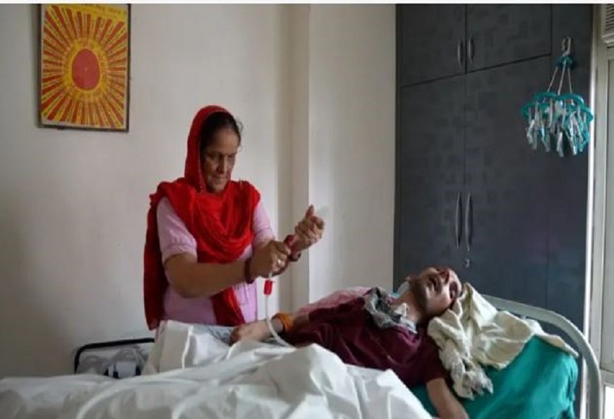 मां-बाप ने बेटे के लिए मांगी इच्छामृत्यु, सुप्रीम कोर्ट ने याचिका ख़ारिज की