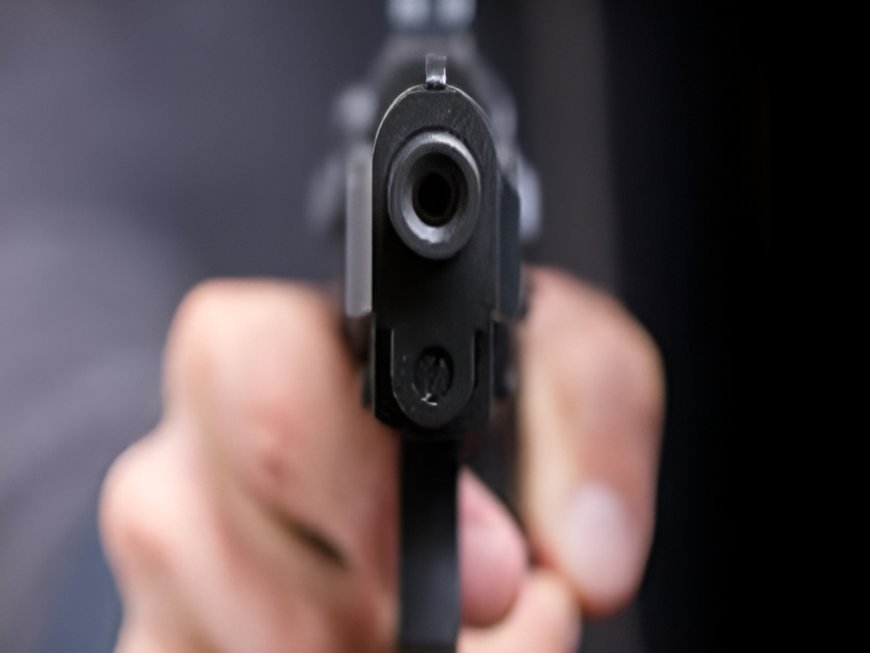 छात्र को सबक सिखाने को बस पर की गई थी फायरिंग, पुलिस ने नाबालिग आरोपी को किया गिरफ्तार