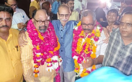 हेमंत तिवारी 5वीं बार बने उत्तर प्रदेश मान्यता प्राप्त संवाददाता समिति-2024 के अध्यक्ष, भारत सिंह सचिव व आलोक त्रिपाठी दोबारा कोषाध्यक्ष बने