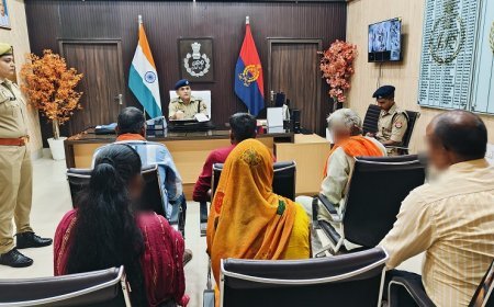 Hardoi INA News: एसपी नीरज कुमार जादौन ने 66 फरियादियों की शिकायतों को सुना, शीघ्र निस्तारण के दिए निर्देश। 