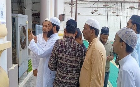 Sambhal INA News: सम्भल में वक्फ संशोधन बिल का मुस्लिम कर रहें हैं विरोध, वक्फ संसोधन बिल को लेकर QR कोड किया जारी। 