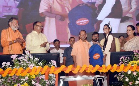 मुख्यमंत्री योगी आदित्यनाथ ने सभी 18 अटल आवासीय विद्यालयों में शैक्षणिक सत्र 2024-25 का किया शुभारंभ।
