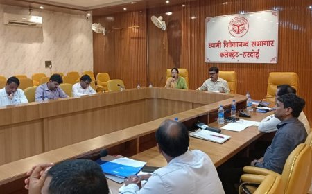 Hardoi News: 'स्वच्छता ही सेवा' पखवाड़ा के सम्बन्ध में जिलाधिकारी ने दिए आवश्यक निर्देश। 