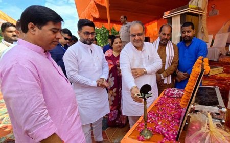 Ballia News: अंग्रेजों की तरह देश में जाति तथा भाषा के नाम पर विभाजन कांग्रेस जैसी पार्टी को ही सूट करता है- भूपेश चौधरी 