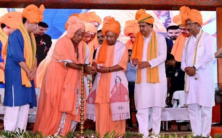 मानवता का कैंसर है पाकिस्तान, बिना ऑपरेशन इलाज संभव नहीं: सीएम योगी