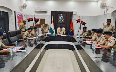 Hardoi: कानून-व्यवस्था बेहतर बनाने को एसपी ने गोष्ठी में दिए निर्देश