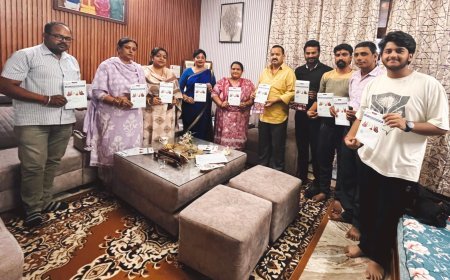 Hardoi: डांडिया नाईट 2024 के आमंत्रण पत्र का सांडी विधायक प्रभाष कुमार ने किया विमोचन