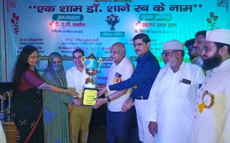 Sambhal: डॉ. शाने रब हुए समारोहपूर्वक सम्मानित, रक्तदाताओं ने किया सम्मानित, रक्तदान और समाजसेवा का संकल्प लिया