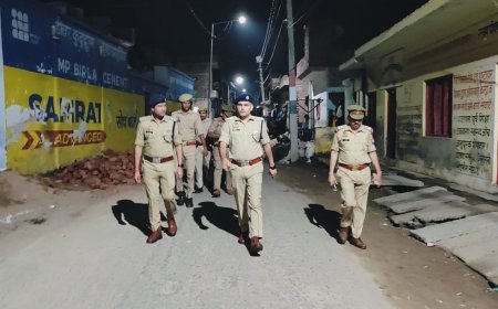 Hardoi: आगामी नवरात्रि पर्व व दुर्गा पूजा को लेकर एसपी ने भौतिक निरीक्षण किया