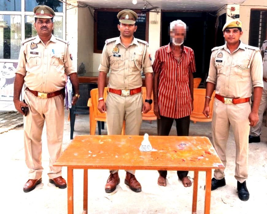 हरदोई: मंदिर से घंटा चोरी के आरोप में 1 गिरफ्तार